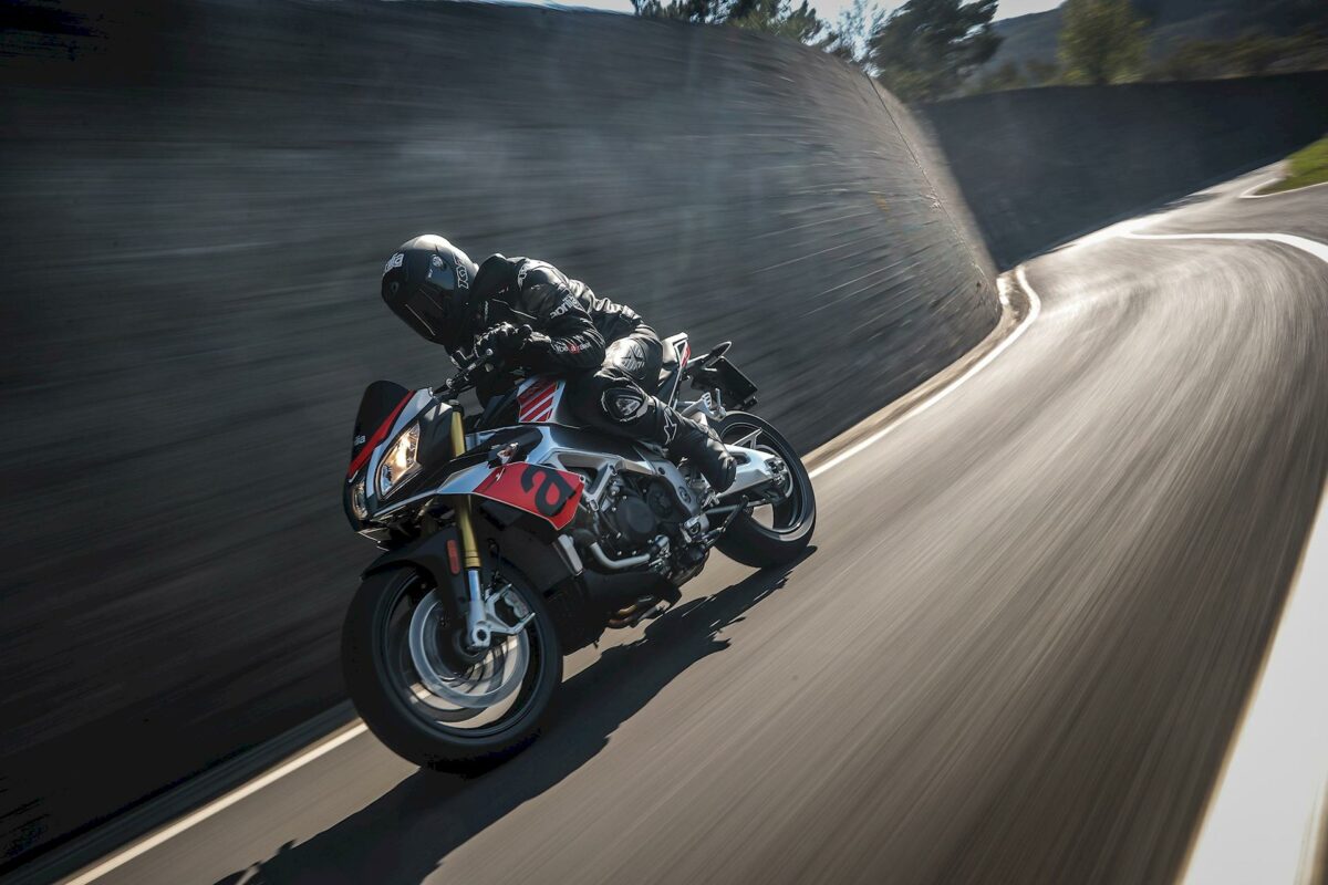 Aprilia Tuono V4 1100 RR