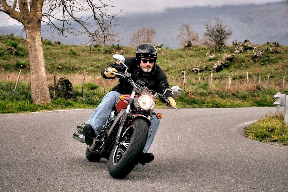 Test Metzeler Cruisetec Indian Scout