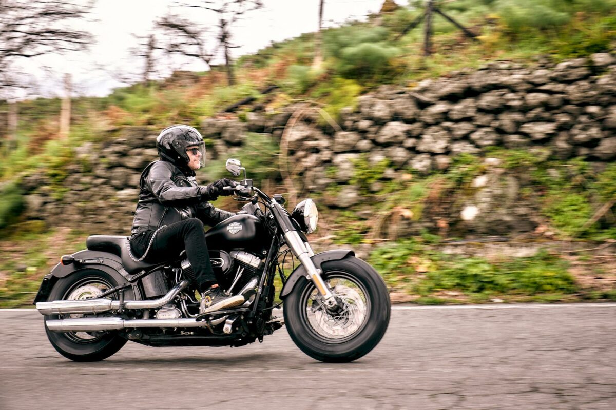 Test Metzeler Cruisetec Max Pezzali Harley-Davidson Softail Slim