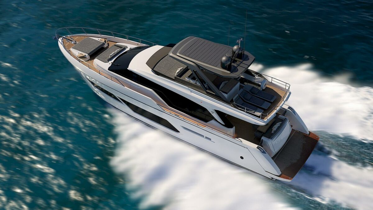 Ferretti Yachts 720