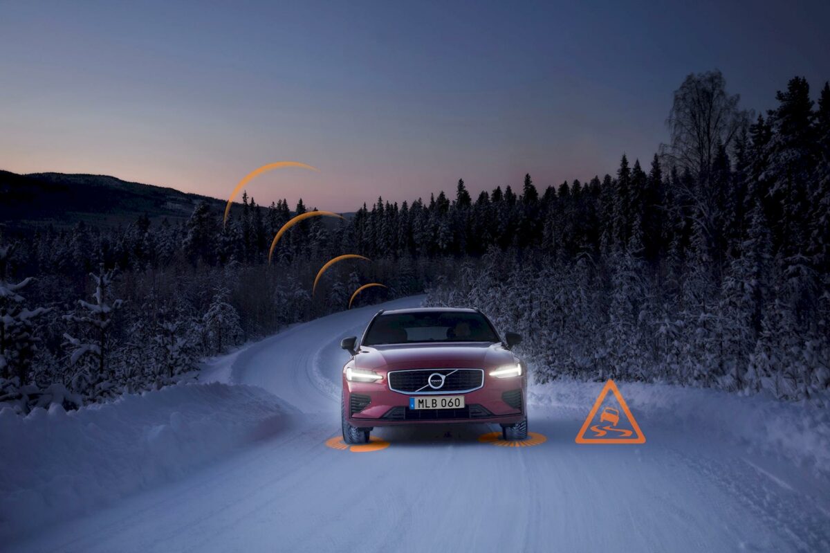 Volvo Slippery Road Alert