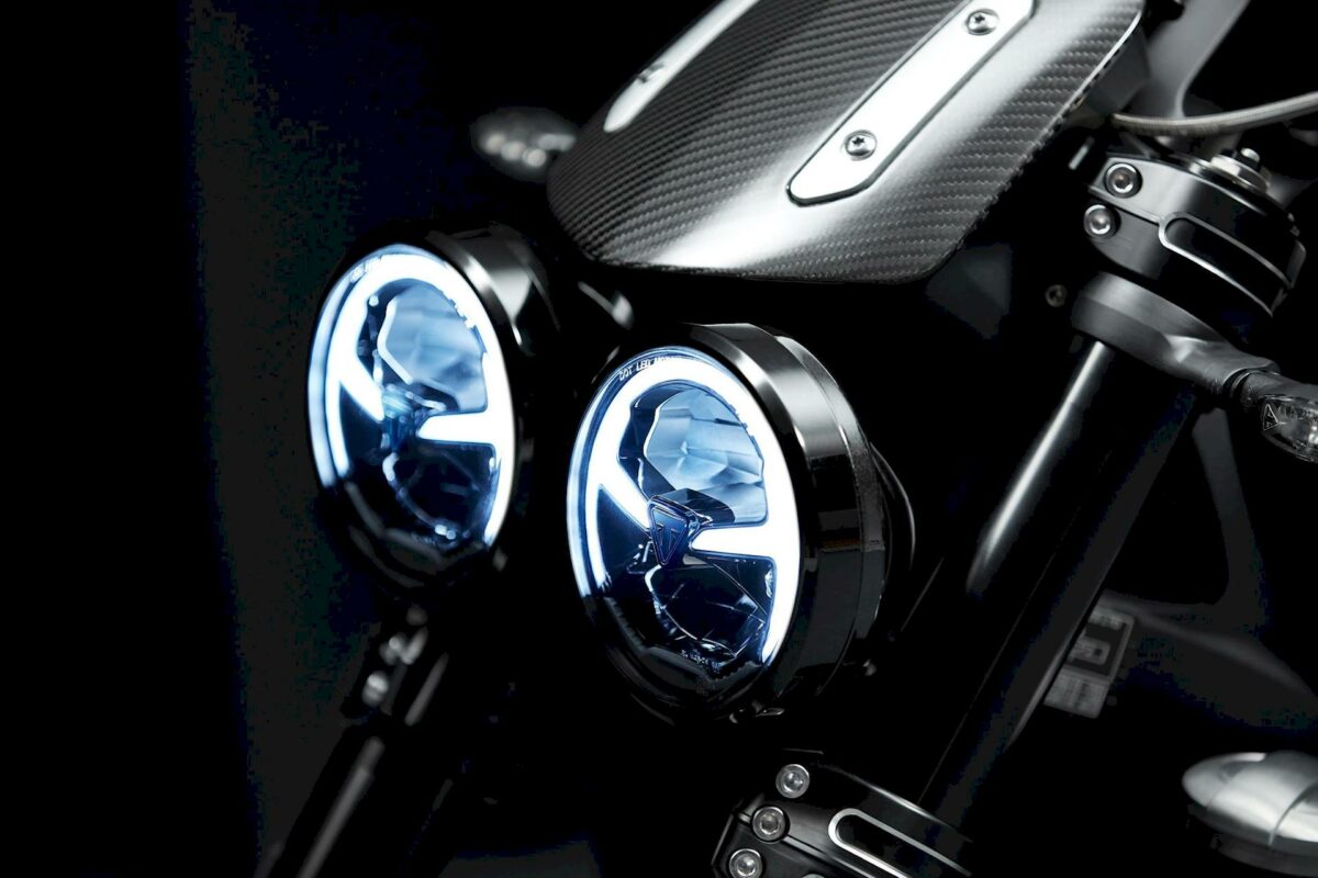 Triumph_Rocket_3_TFC-LED_Headlight