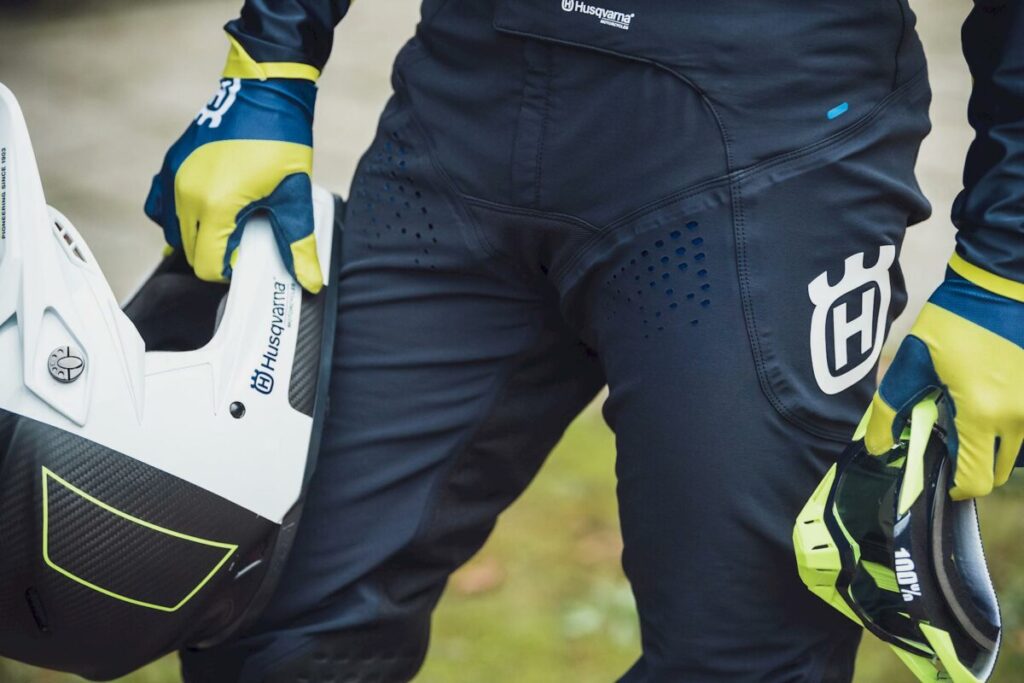 Husqvarna abbigliamento off-road 2019
