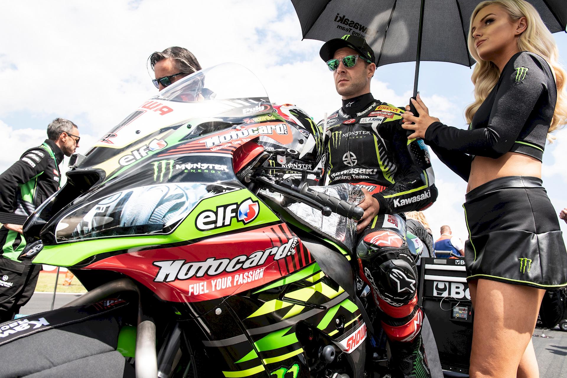Paddock Girls SBK Donington 2019