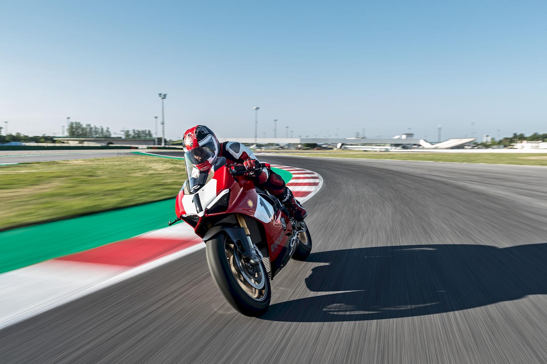 Ducati Panigale V4 25 Anniversario 916
