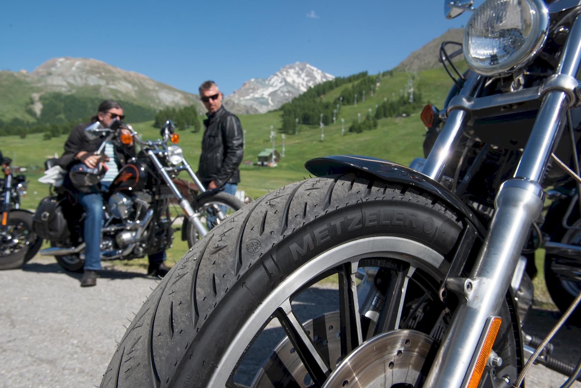 Metzeler Cruisetec test Punta Bagna Harley-Davidson