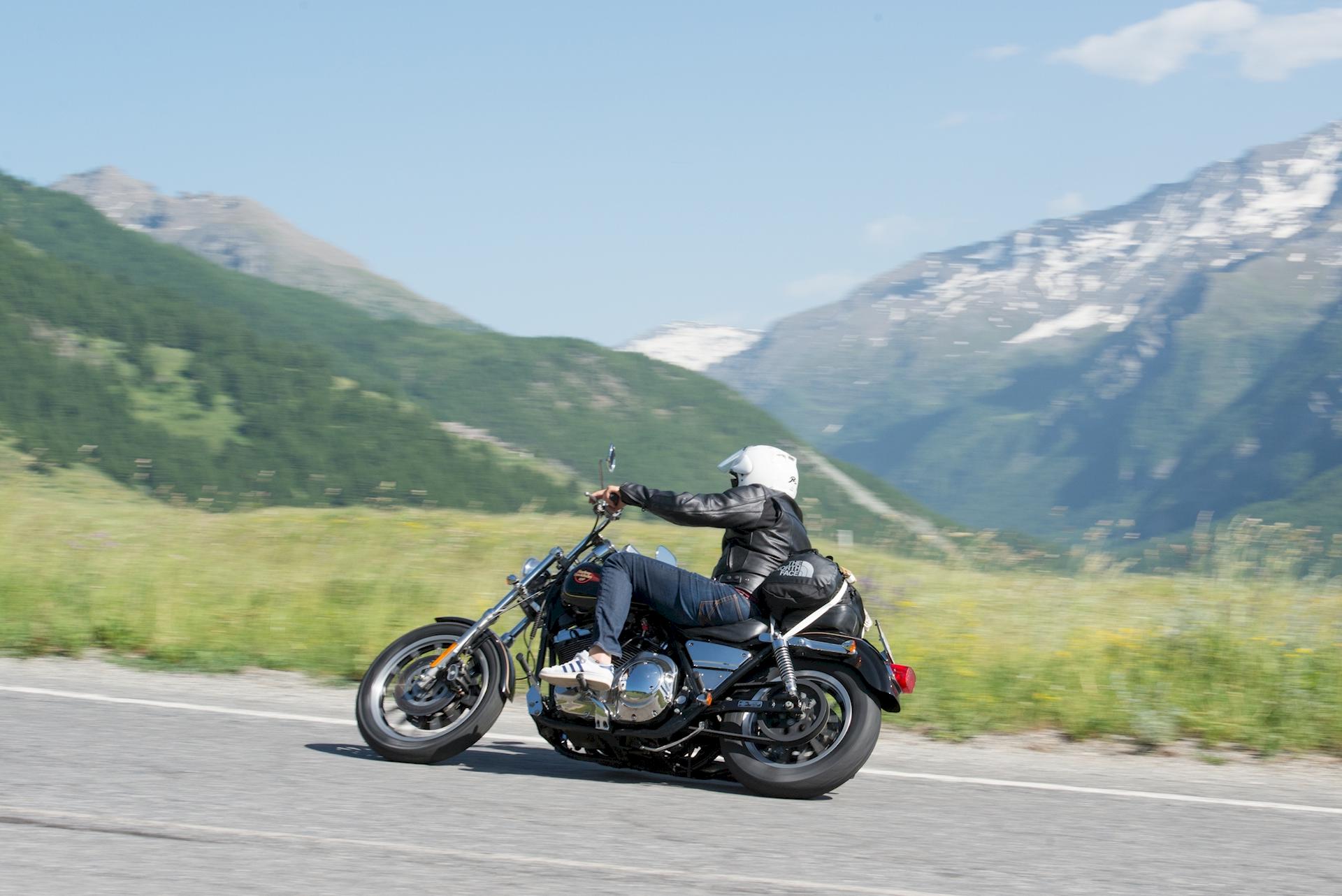 Metzeler Cruisetec test Punta Bagna Harley-Davidson