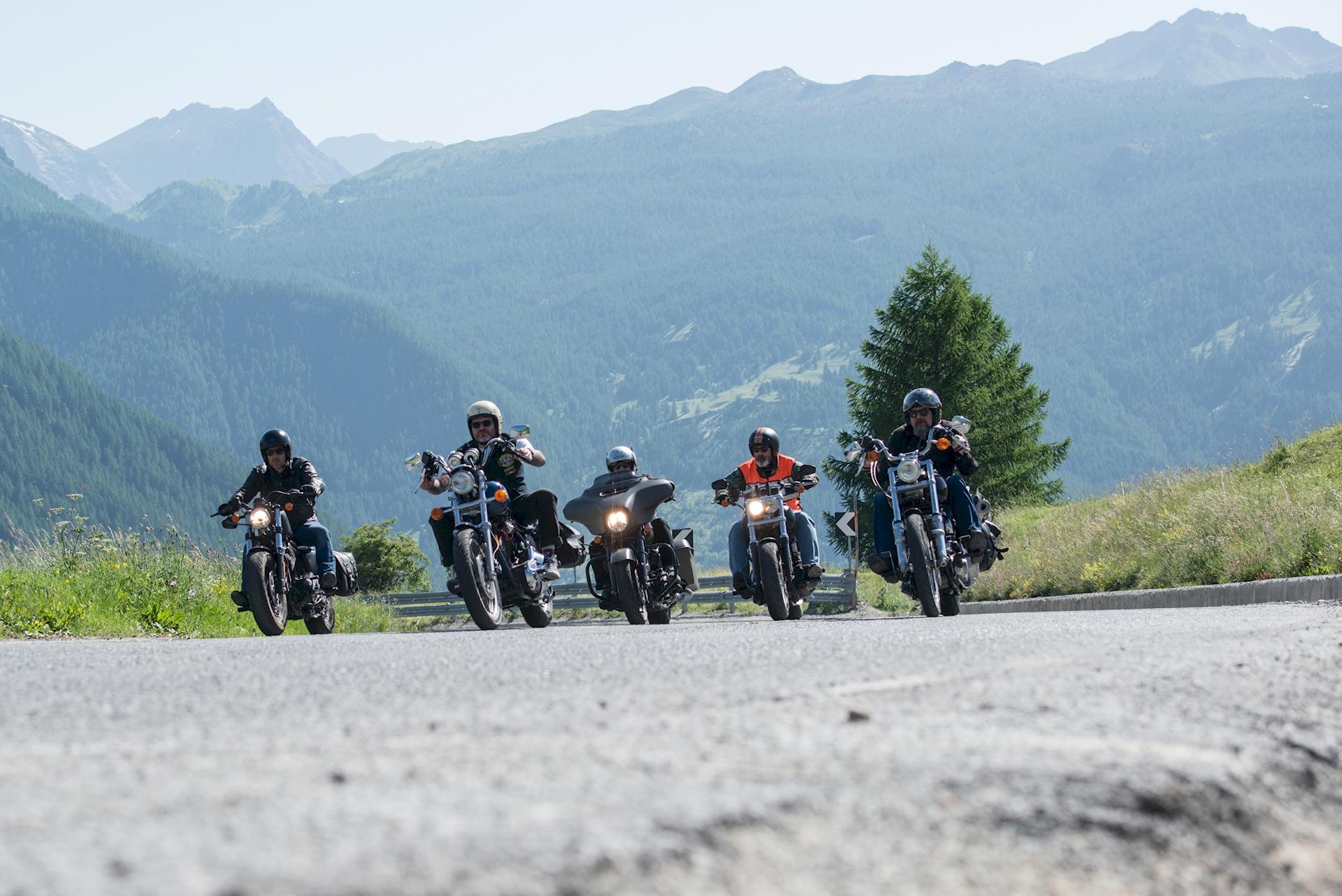 Metzeler Cruisetec test Punta Bagna Harley-Davidson