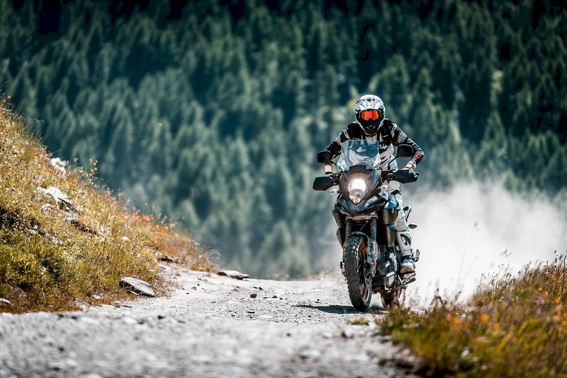 Suzuki V-Strom Academy