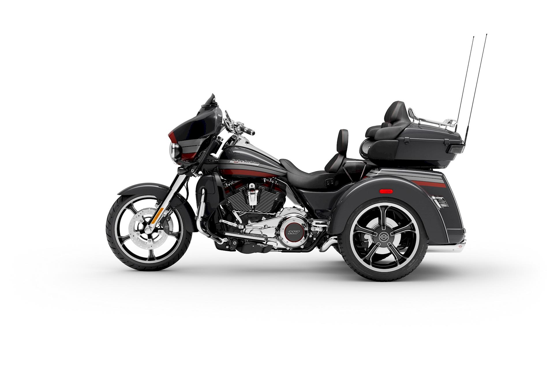 Harley-Davidson FLHTCUTGSE CVO Tri Glide 2020