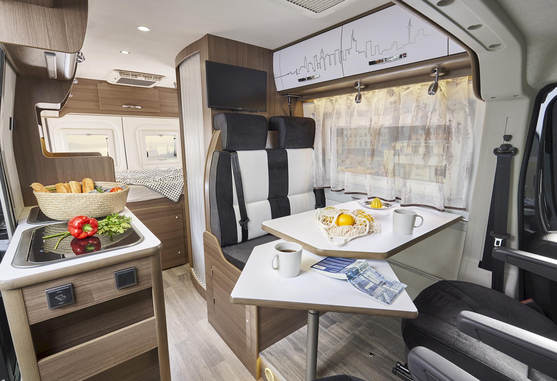 Peugeot Bravia Swan 599 Trend