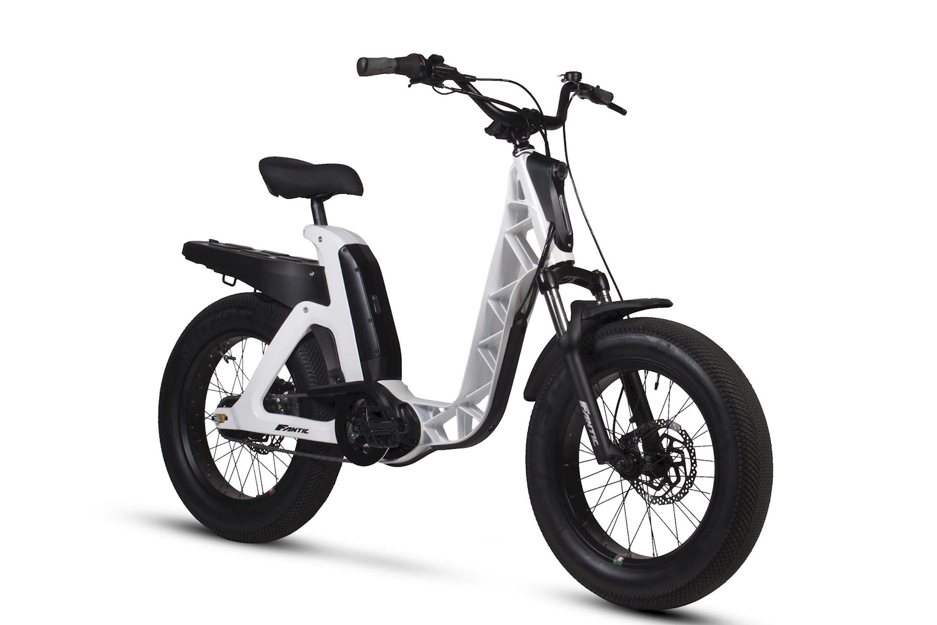 Fantic Issimo bianco