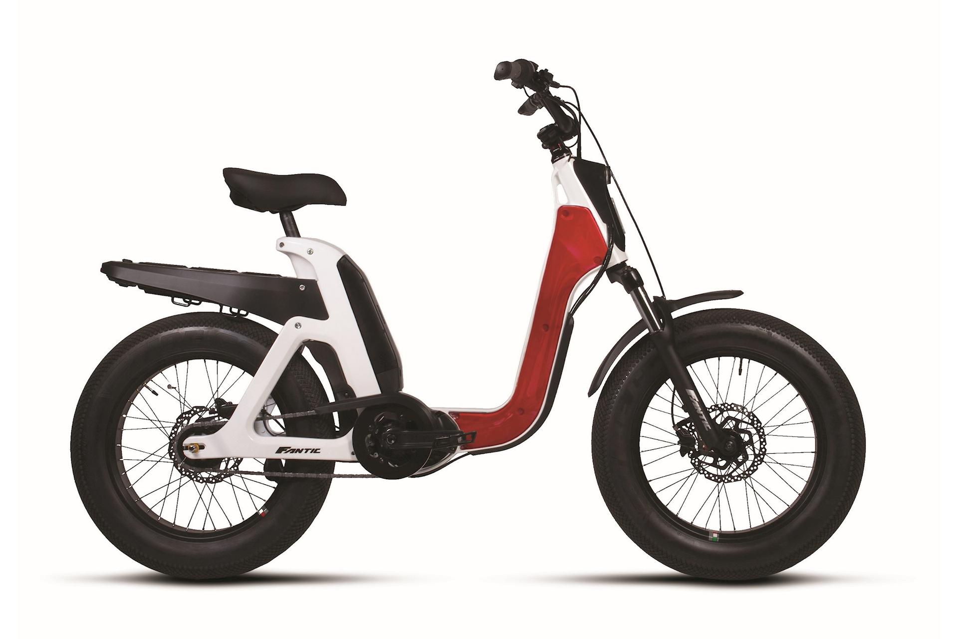 Fantic Issimo bianco cover rossa