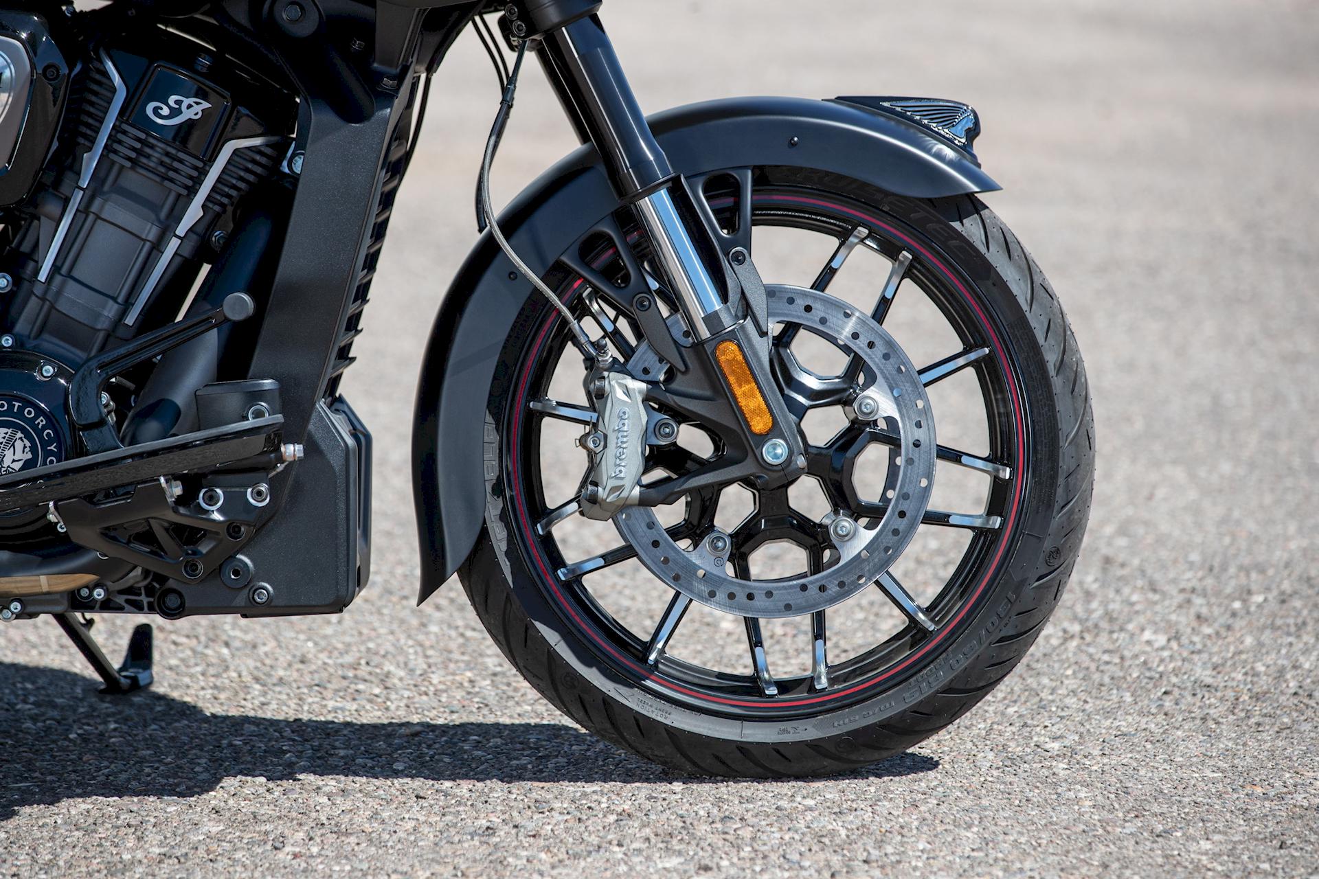 Indian Challenger Dark Horse 2020