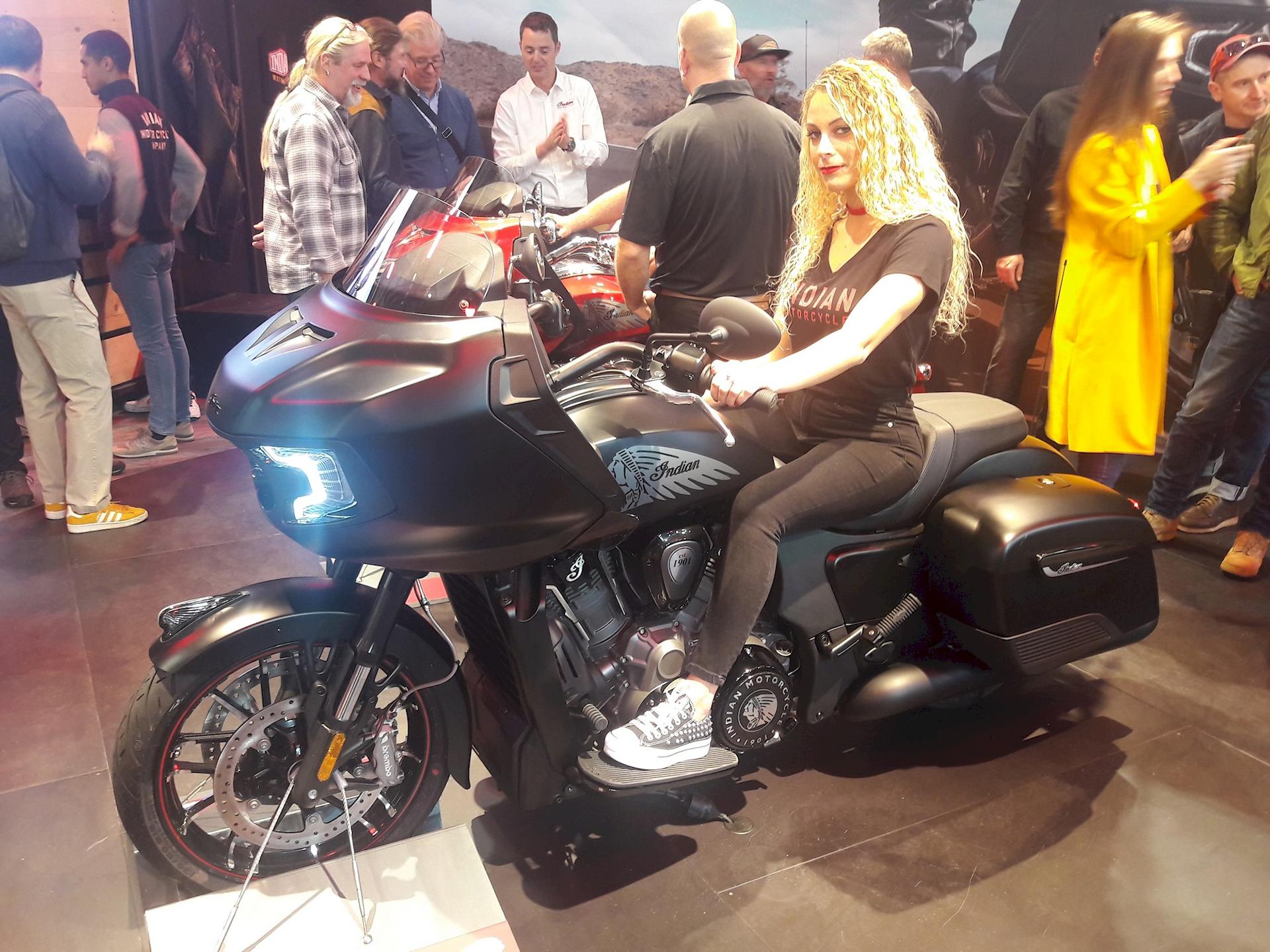 Eicma Girls 2019