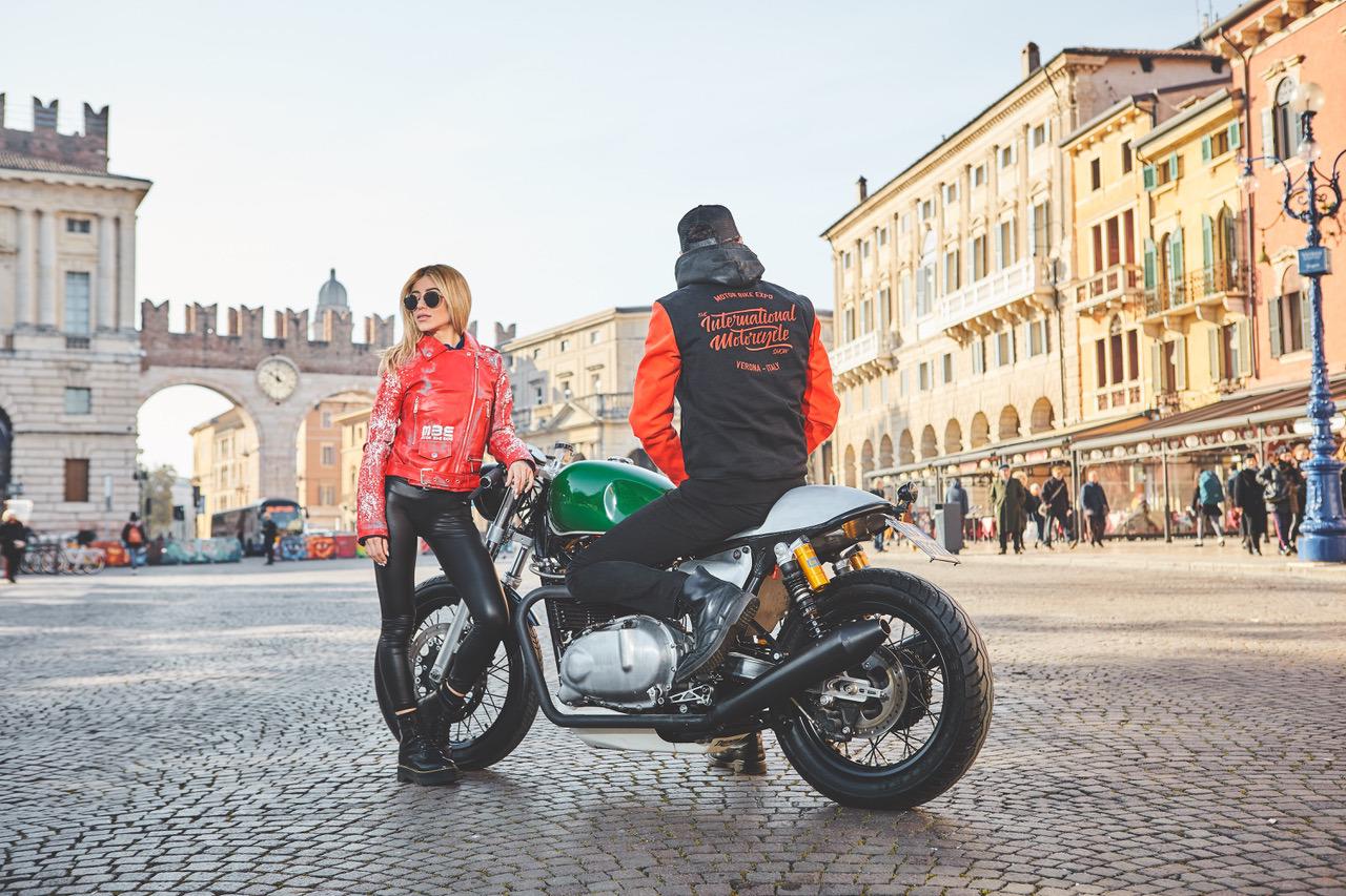 Motor Bike Expo 2020 Casco Rosso