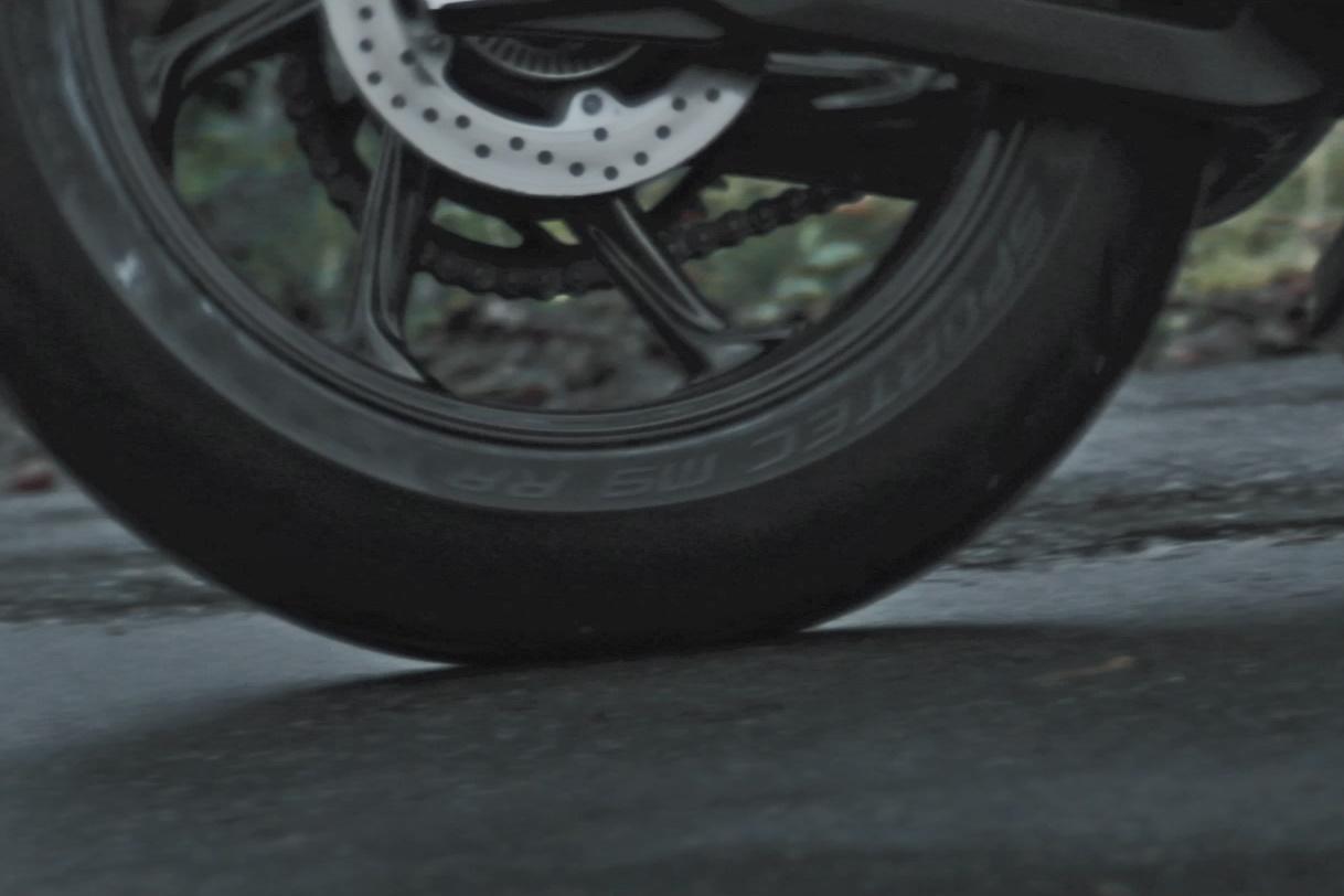 Metzeler Sportec M9 RR