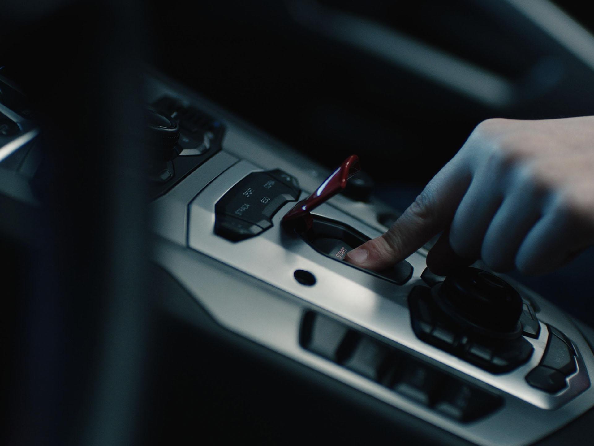 Lamborghini video Natale 2019