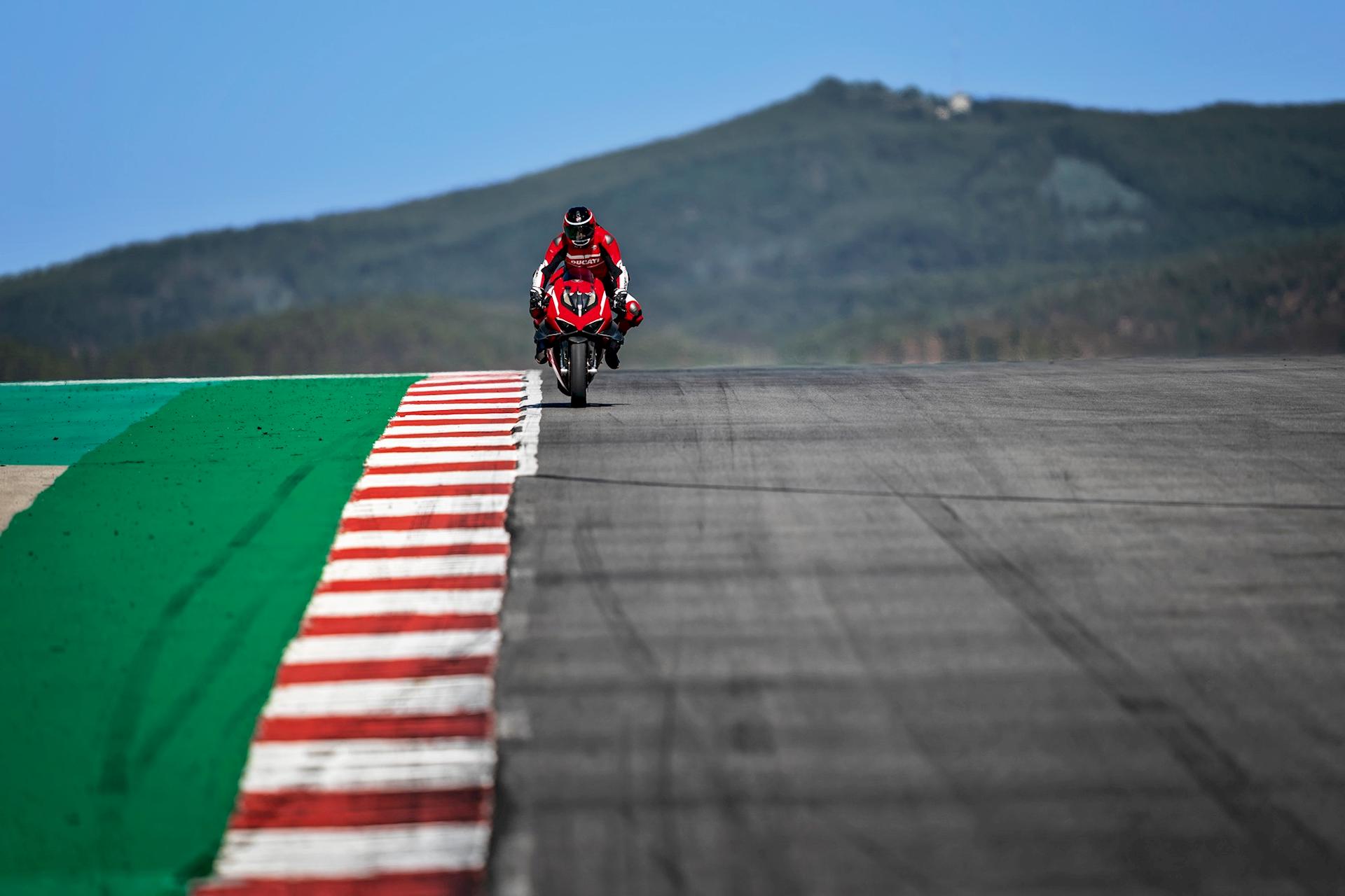Ducati Panigale V4 Superleggera 2020