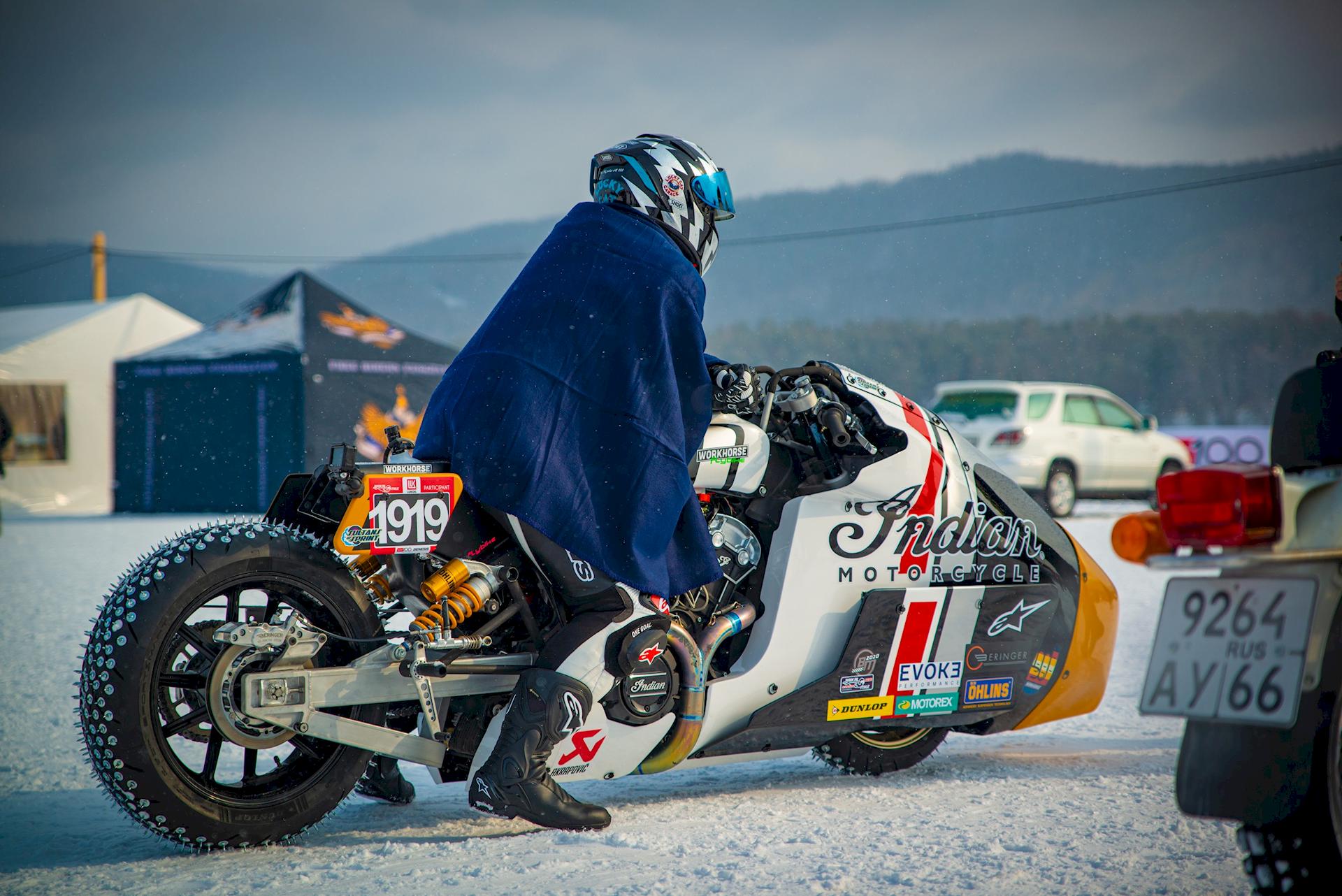 Indian Scout Bobber Appaloosa v2.0 Baikal Mile Ice Speed Festival 2020