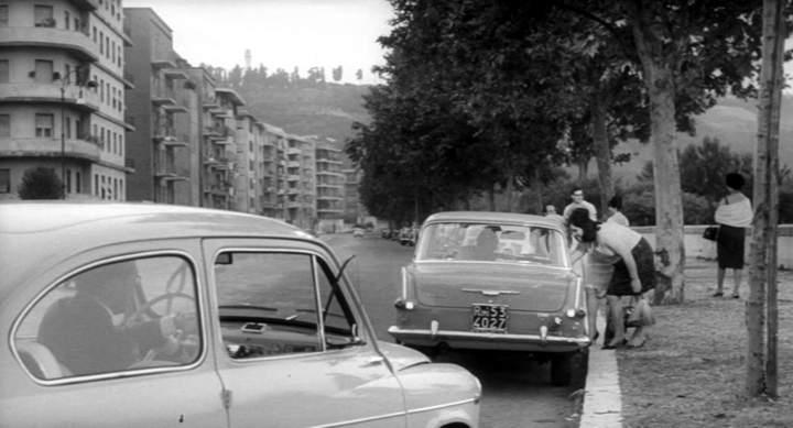 Cinema italiano anni 60 automobili