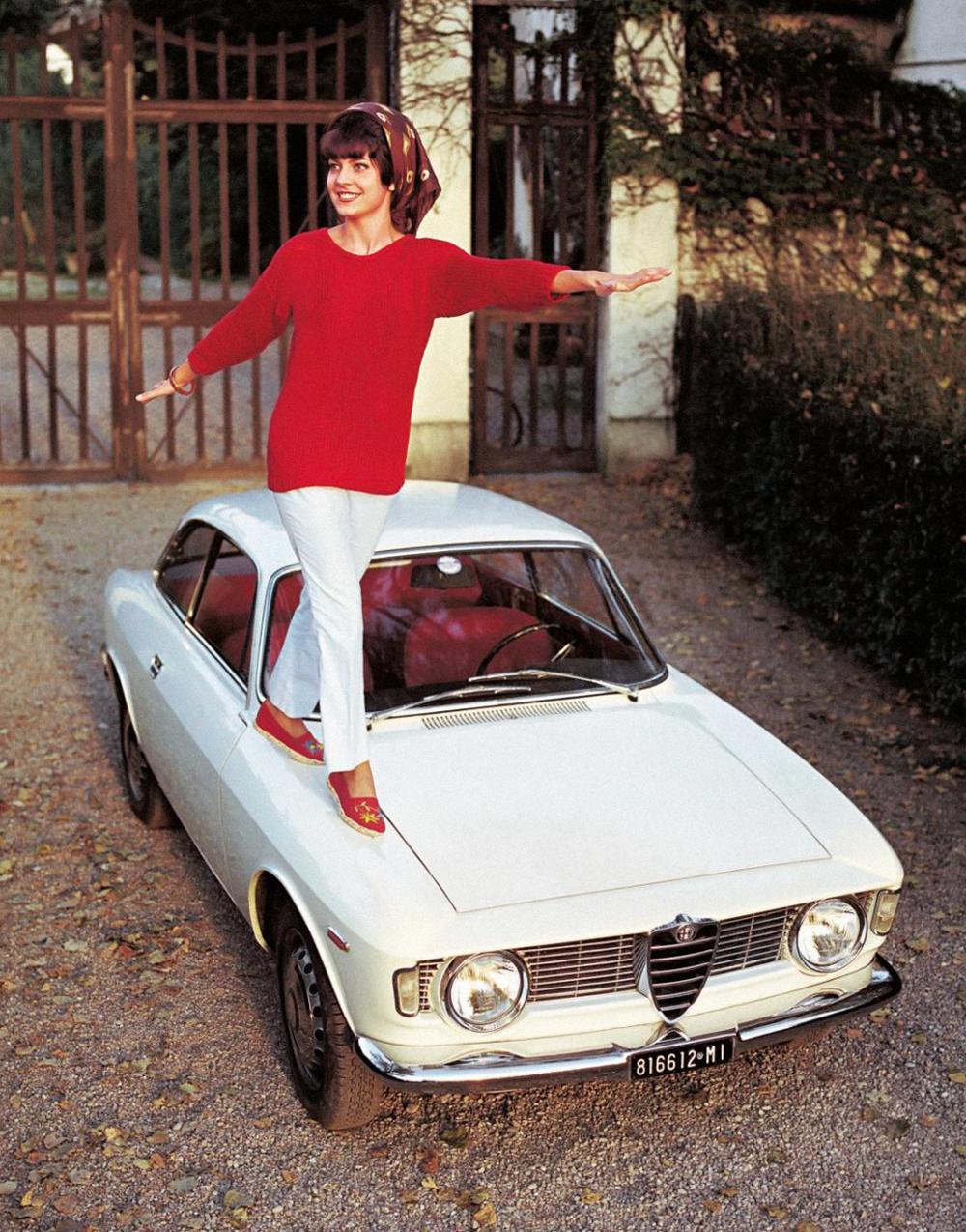 alfa romeo giulia sprint gt 