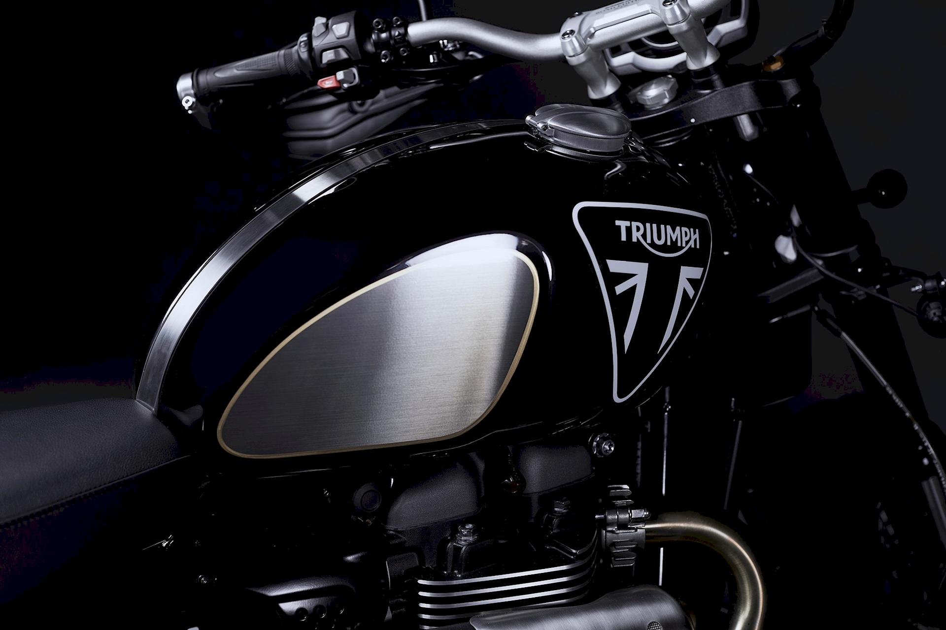 Triumph Scrambler 1200 Bond Edition