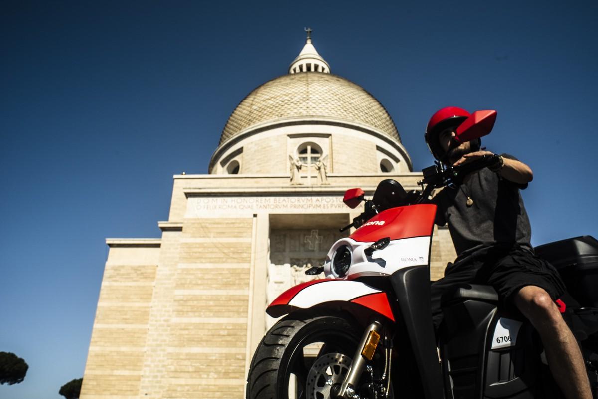 Acciona scooter sharing Roma