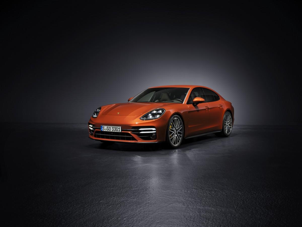 Nuova Porsche Panamera 2020
