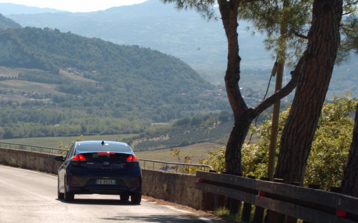 Hyundai Ioniq Hybrid