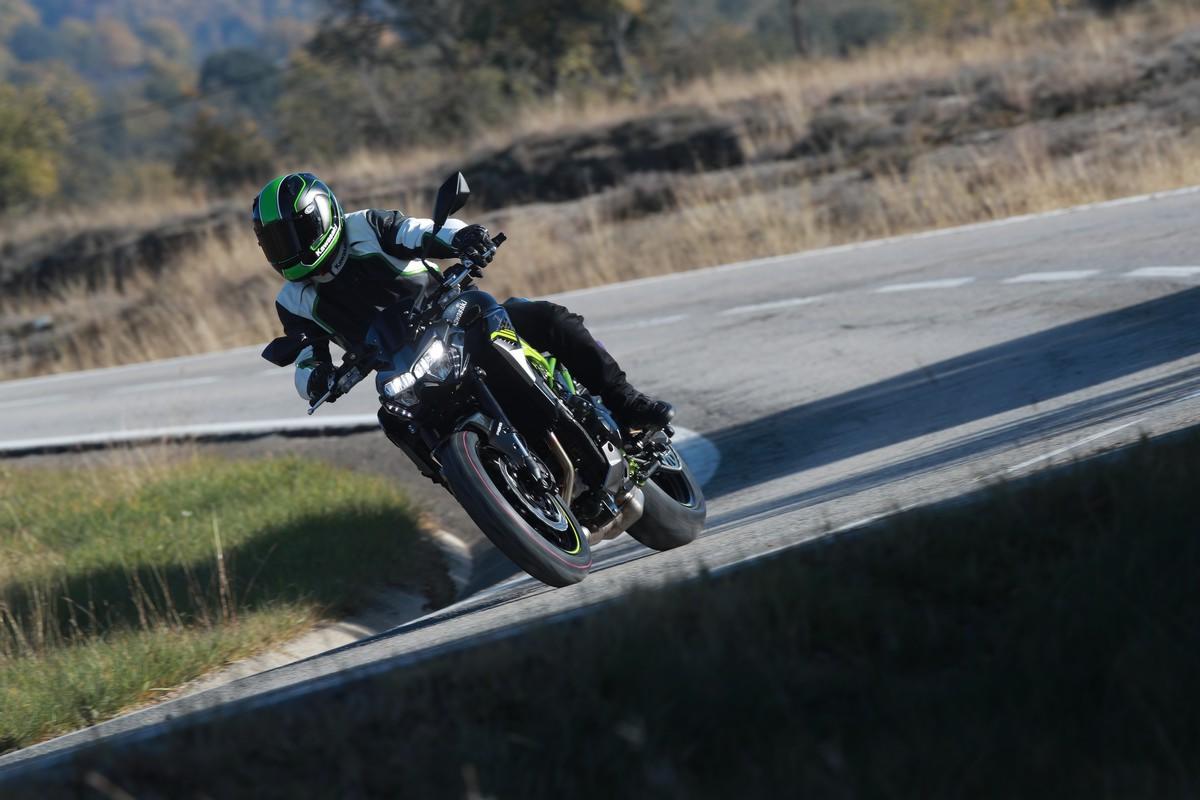 Kawasaki Z900 MY 2021