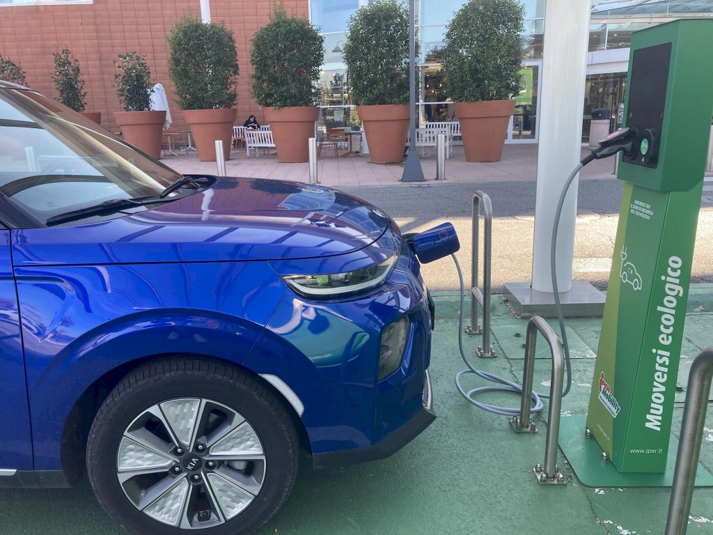 iper ricarica elettrica