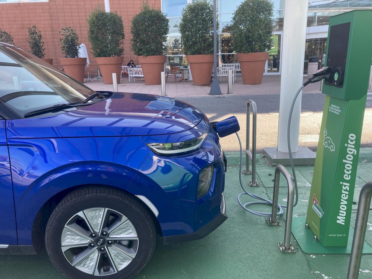 iper ricarica elettrica