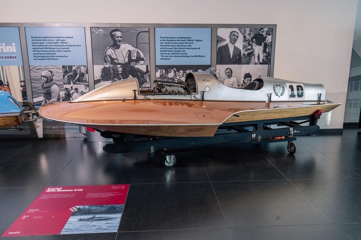 Alfa Romeo motonautica mostra