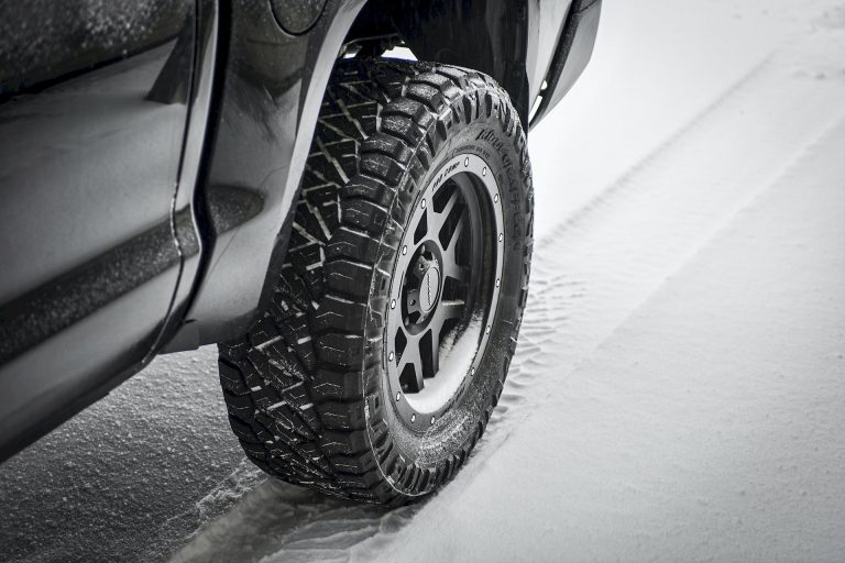 Perché gli pneumatici perdono pressione quando fa freddo?