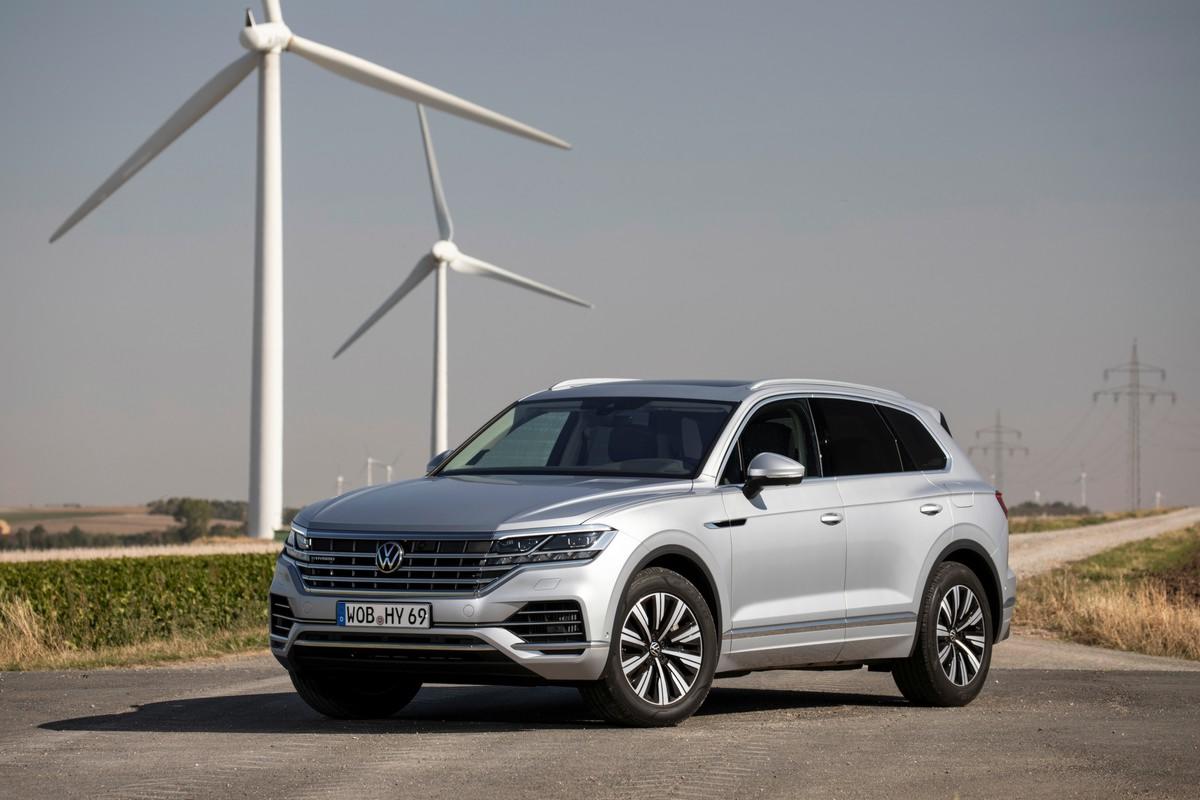 Nuova Volkswagen Touareg ibrida plug-in