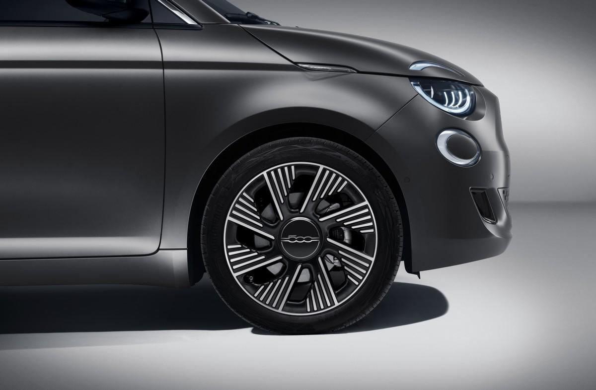Nuova Fiat 500 elettrica accessori