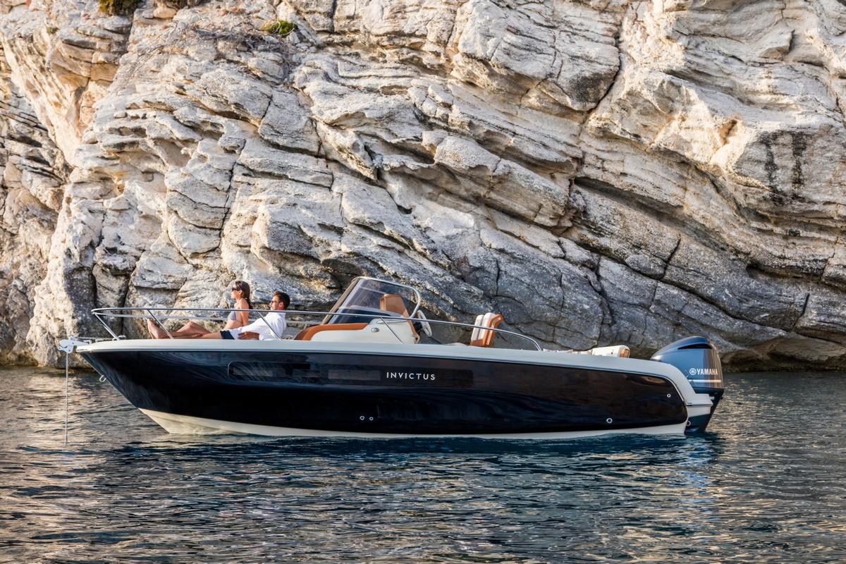 Invictus Yacht collezione Capoforte