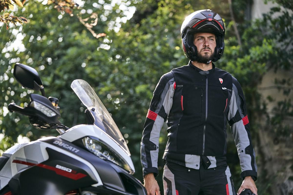 Ducati Smart Jacket