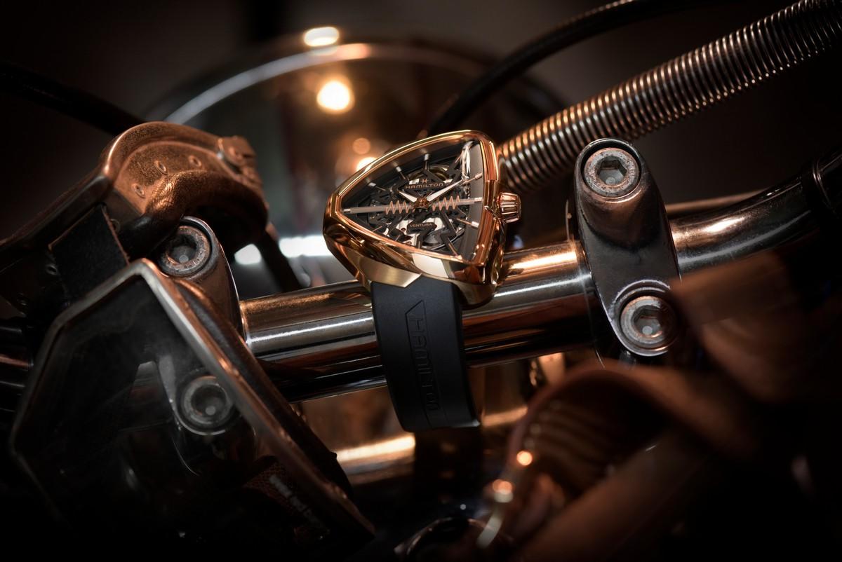 Hamilton Ventura Elvis80 Skeleton