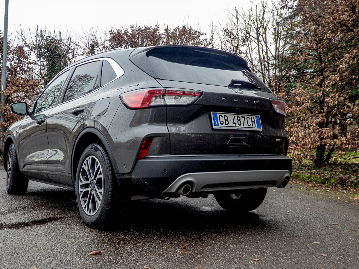 Ford Kuga EcoBlue Hybrid