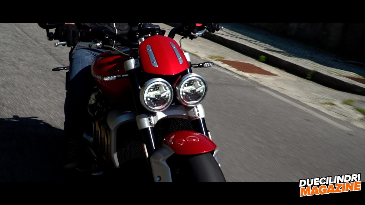 Duecilindri Magazine puntata 2 servizio 1 test Triumph Rocket 3