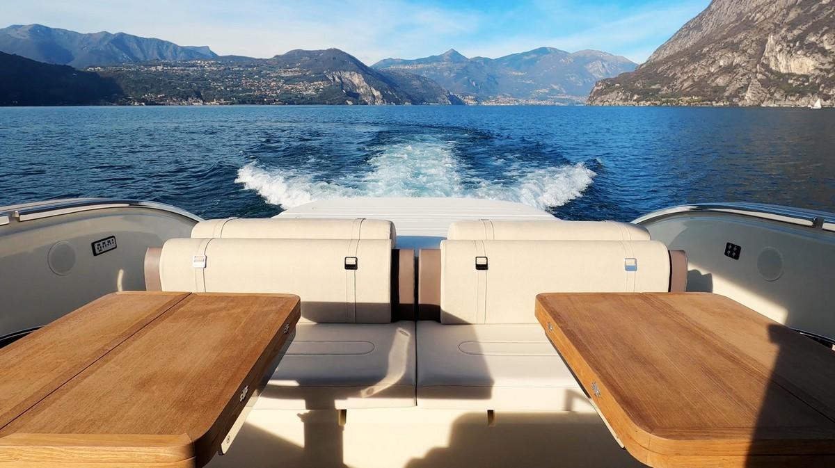 Nuovo Invictus Yacht TT460: