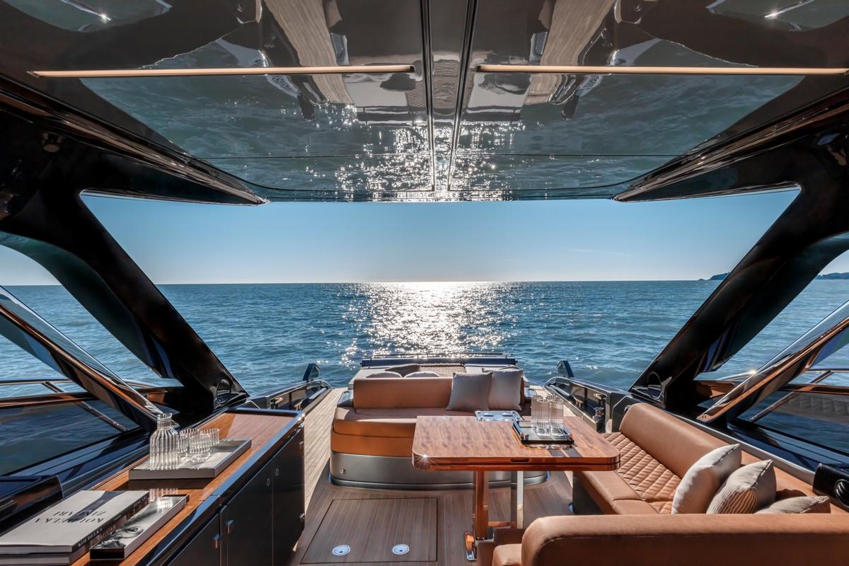 Riva 56 Rivale Hard Top