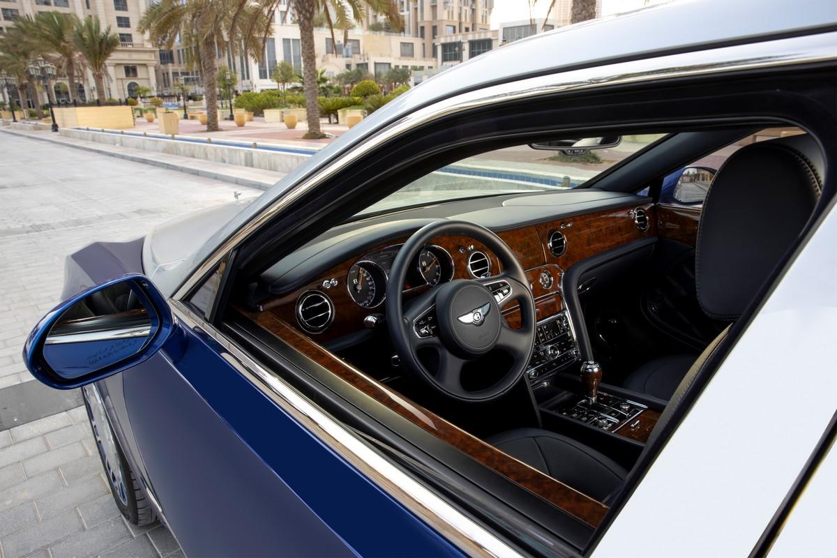 Bentley Mulsanne Grand Limousine by Mulliner