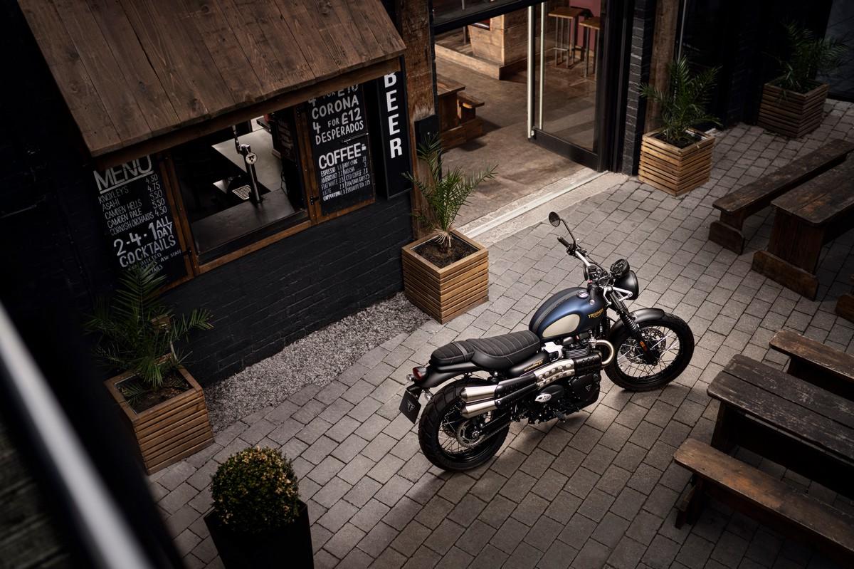 Triumph Bonneville Gold Line Edition 2022