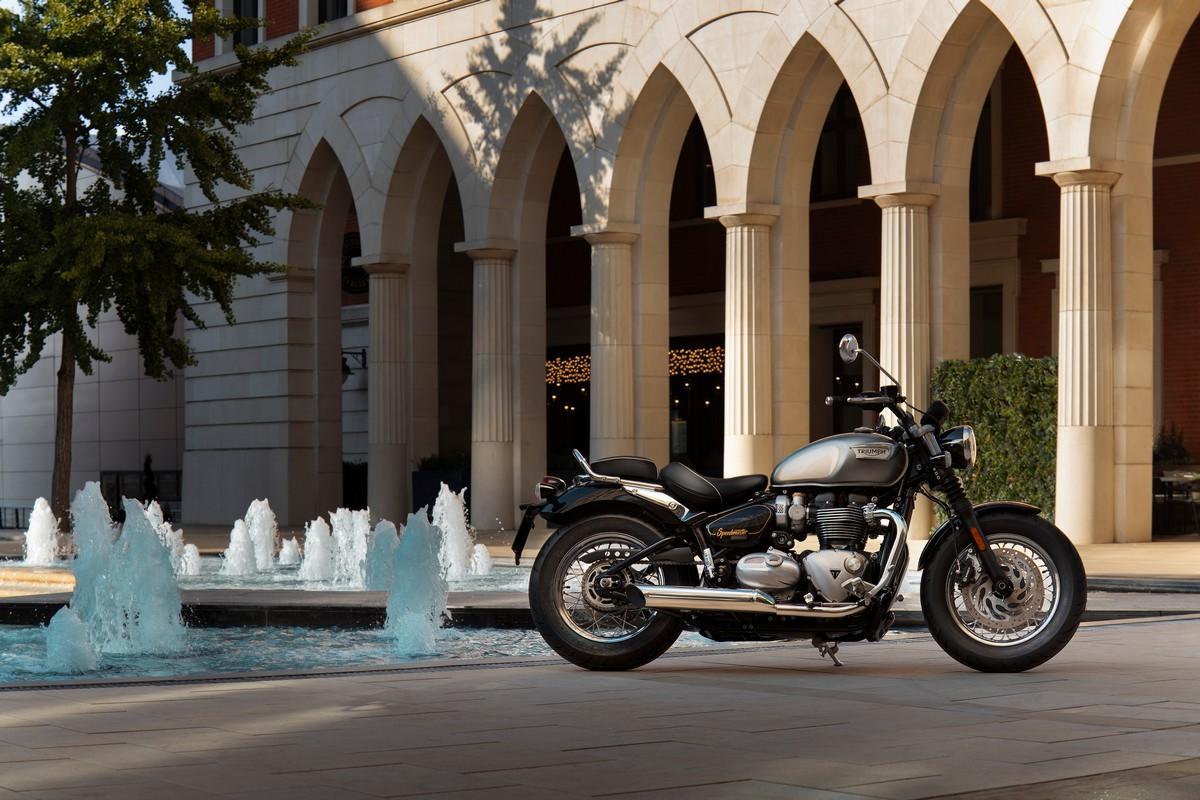 Triumph Bonneville Gold Line Edition 2022