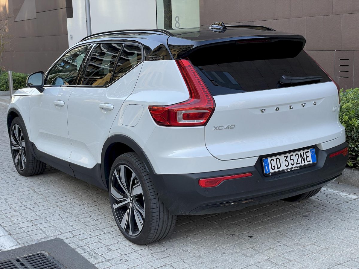 Volvo XC40 Recharge Electric 