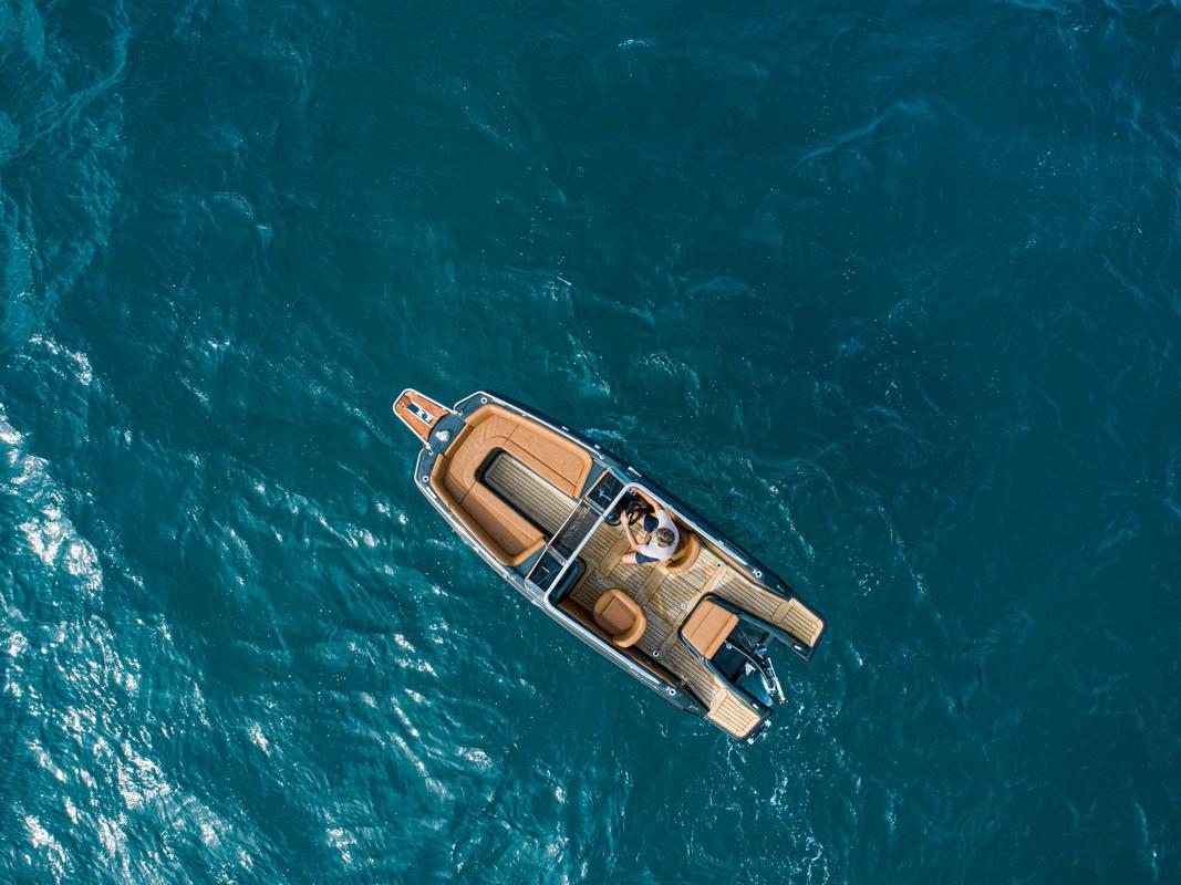 Barca elettrica Magonis Wave e-550