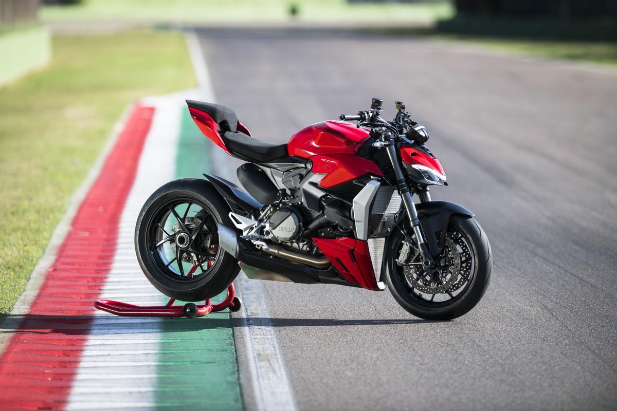Ducati Streetfighter V2 2022